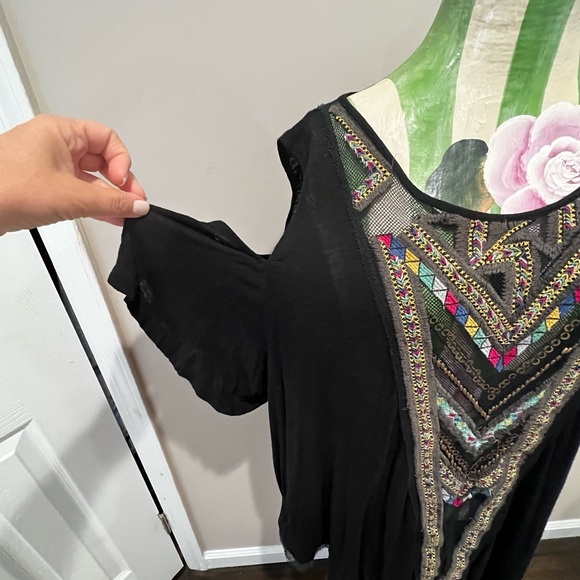 FREE PEOPLE VINTAGE embroidered and beaded top size L - Picture 8 of 10